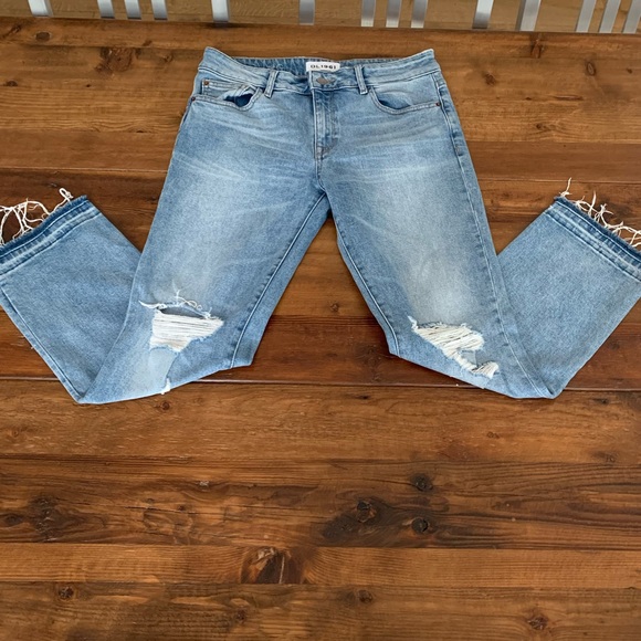 DL1961 Mara InstaSculpt Straight Leg Crop Jeans - Glacier - Picture 10 of 10